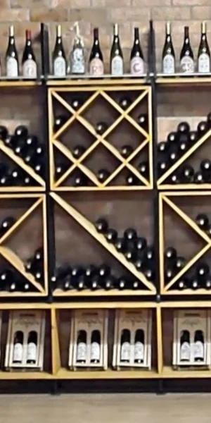 regal stalowy na wino 800_933